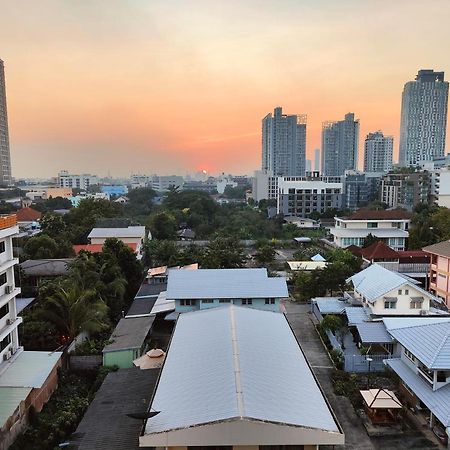 Sundowner Sukhumvit Apartamento Banguecoque Exterior foto