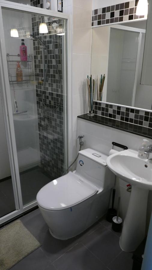 Sundowner Sukhumvit Apartamento Banguecoque Exterior foto